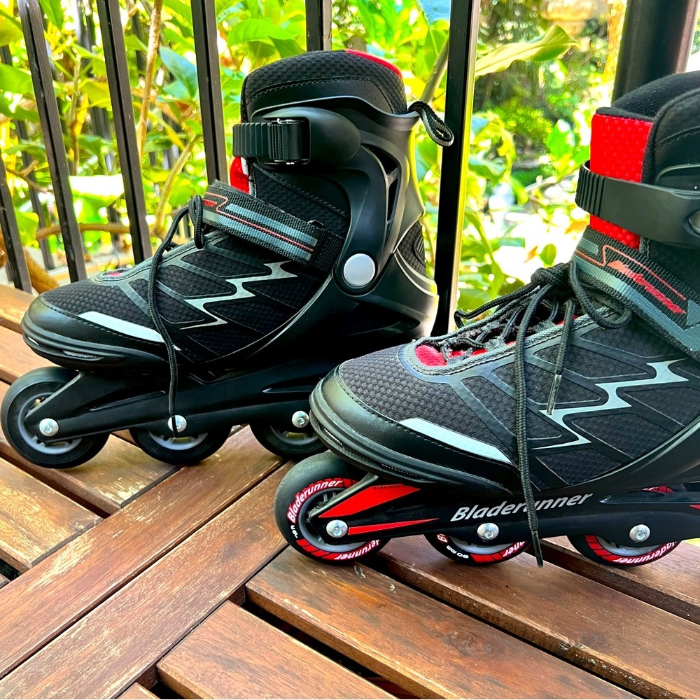 Rollerblade Advantage Pro XT Men's Inline Skate in size 9 with size L pads